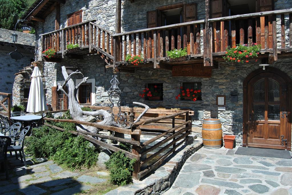 Casa La Rocca * Chiesa in Valmalenco